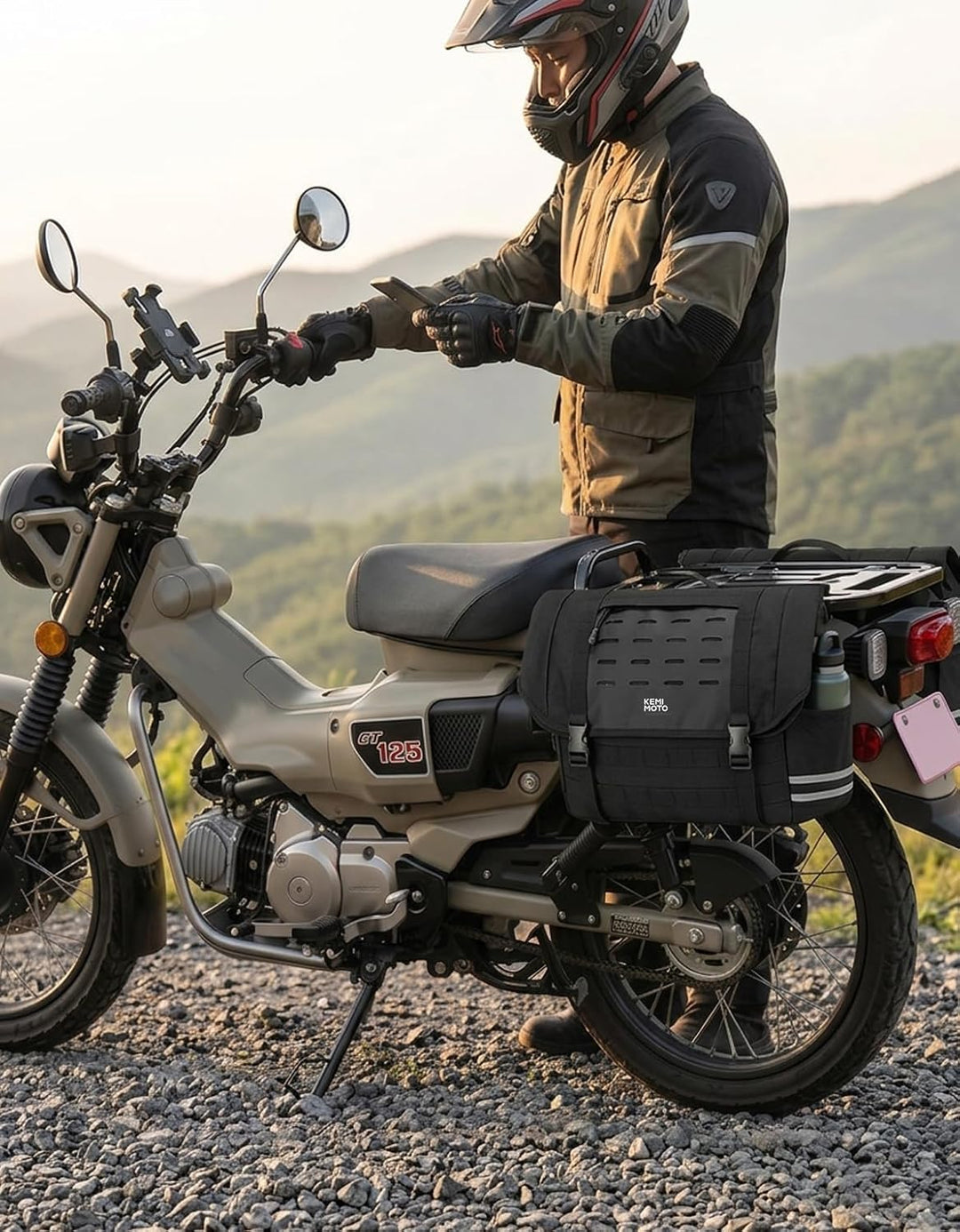 防水インナーとボトルホルダーを備えた10L・15Lバイク用サイドバッグ
